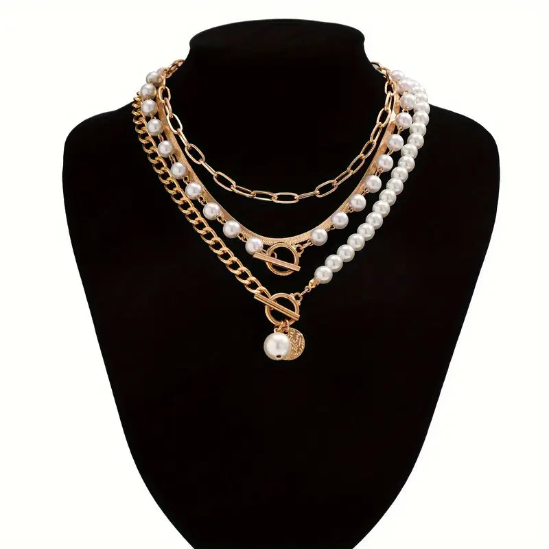 Ensemble de colliers superposés en perles modernes