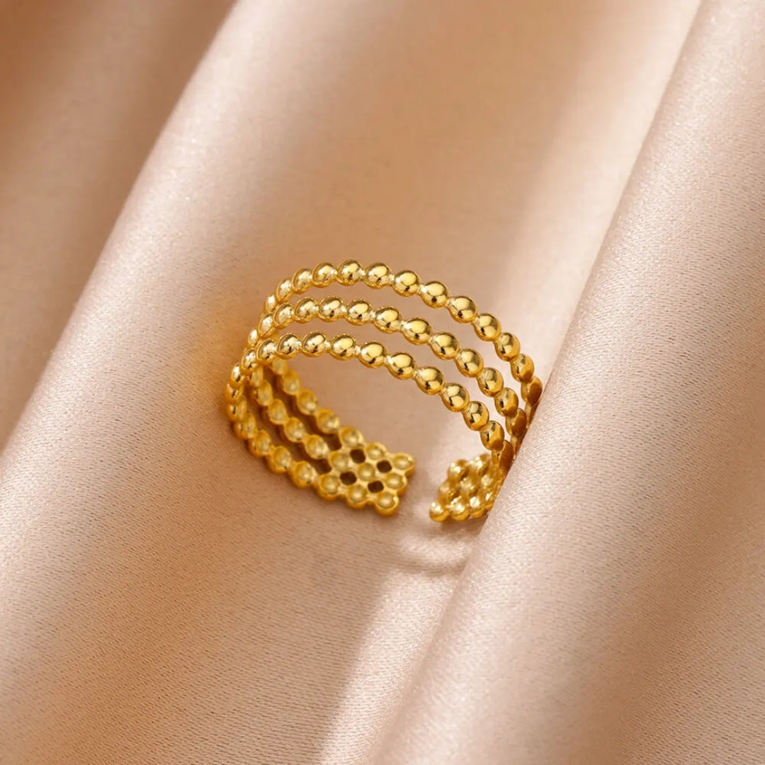 Bague en Perles Dorées Superposées Ajustable