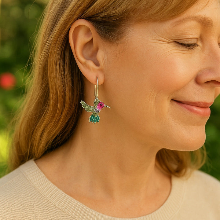 Boucles d'oreilles étincelantes de colibri coloré