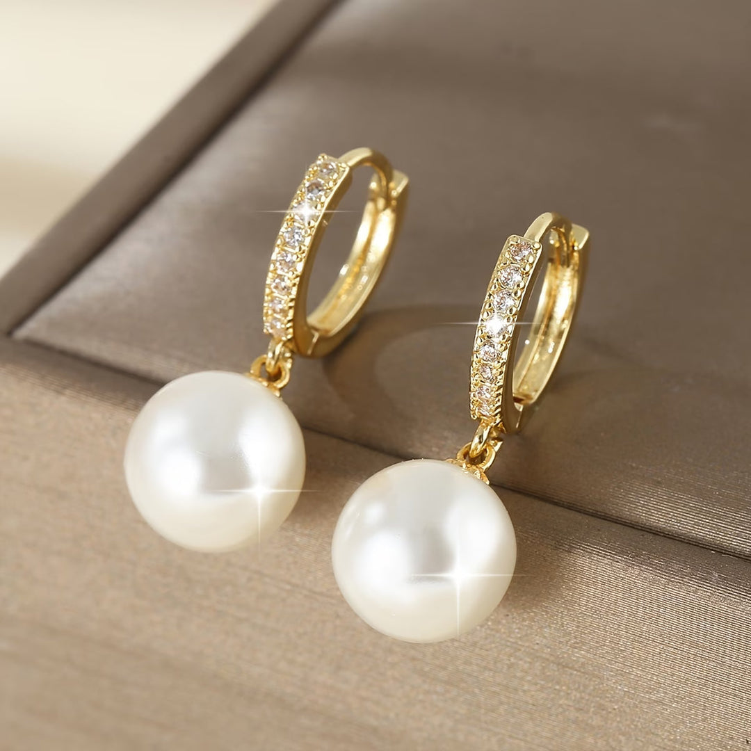 Les Boucles d'Oreilles Modernes en Perles Pendantes
