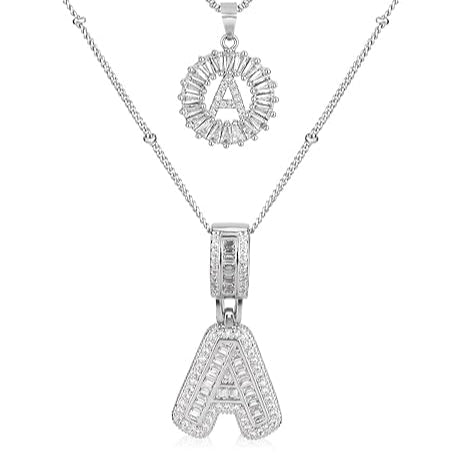 Collier initial en lettres pavées | Or blanc