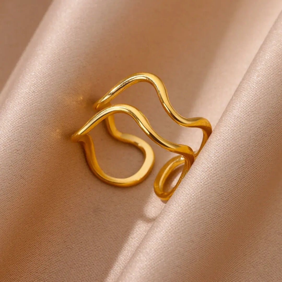Bague Irregulière Fine Ajustable en Or