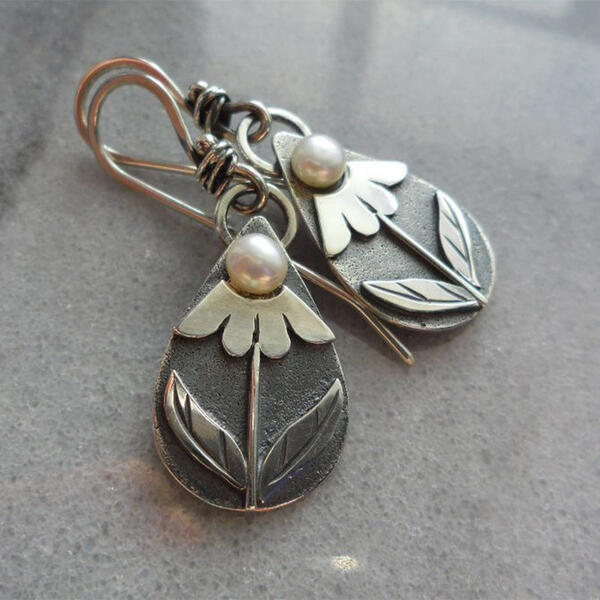 Boucles d'oreilles Fleur Déchirée