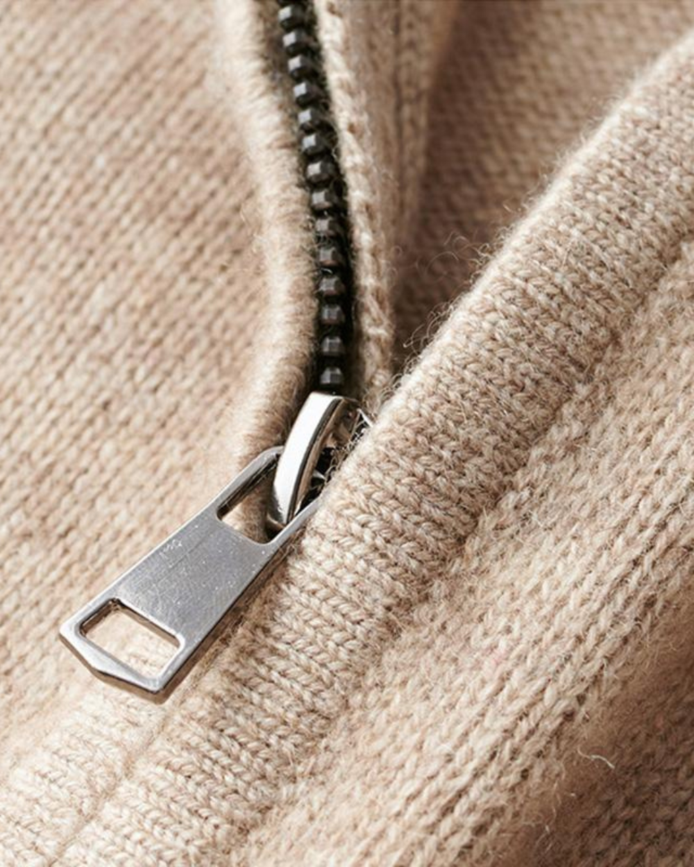 Pull demi-zip essentiel