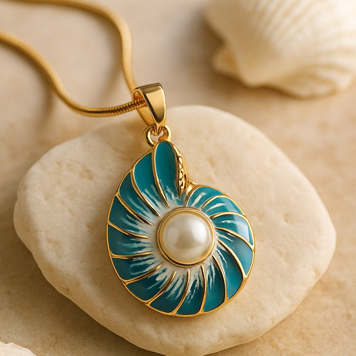 Collier en Coquillage Bleu Perle