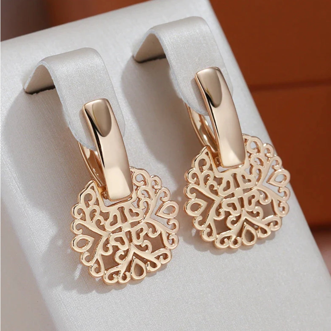 Boucles d'oreilles creuses élégantes