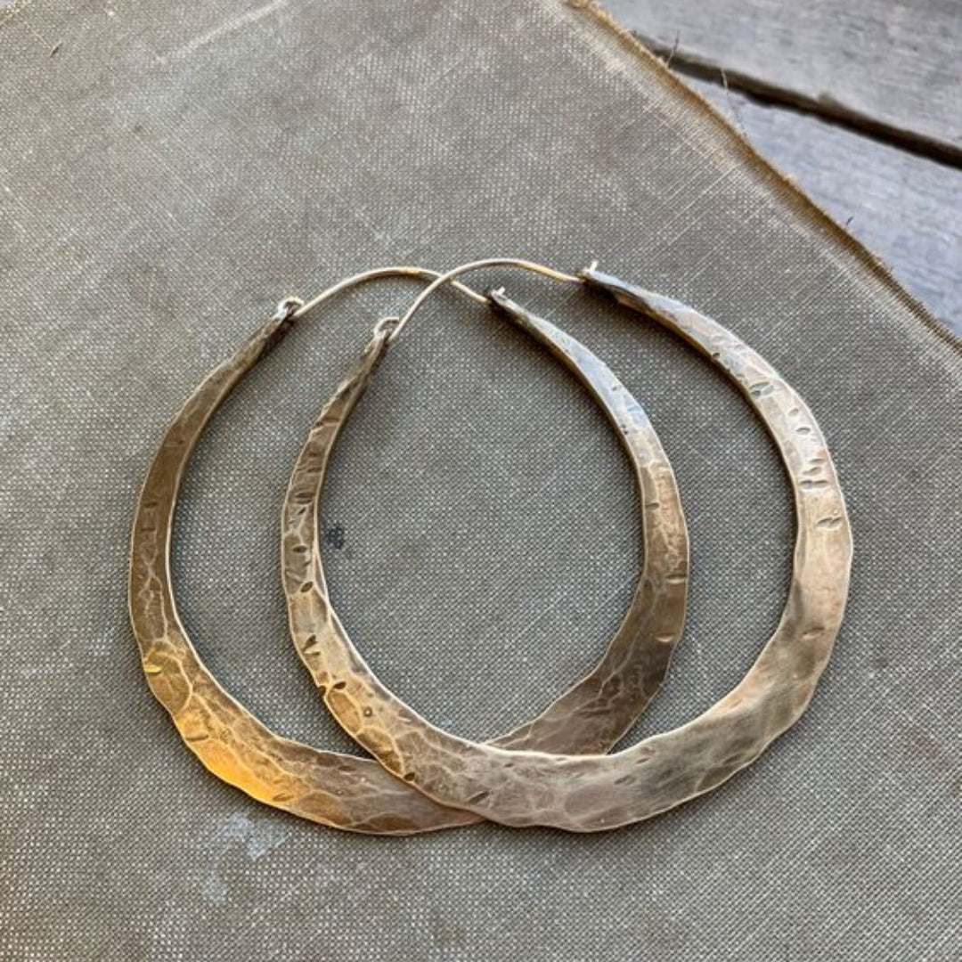 Boucles d'oreilles antiques en boucle