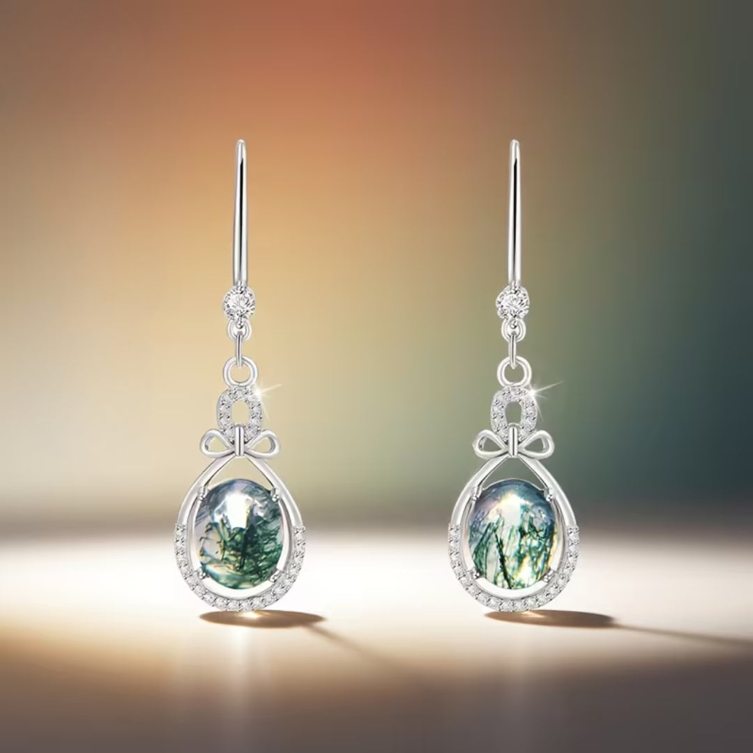 Boucles d'oreilles brillantes en goutte arrondie en agate mousse