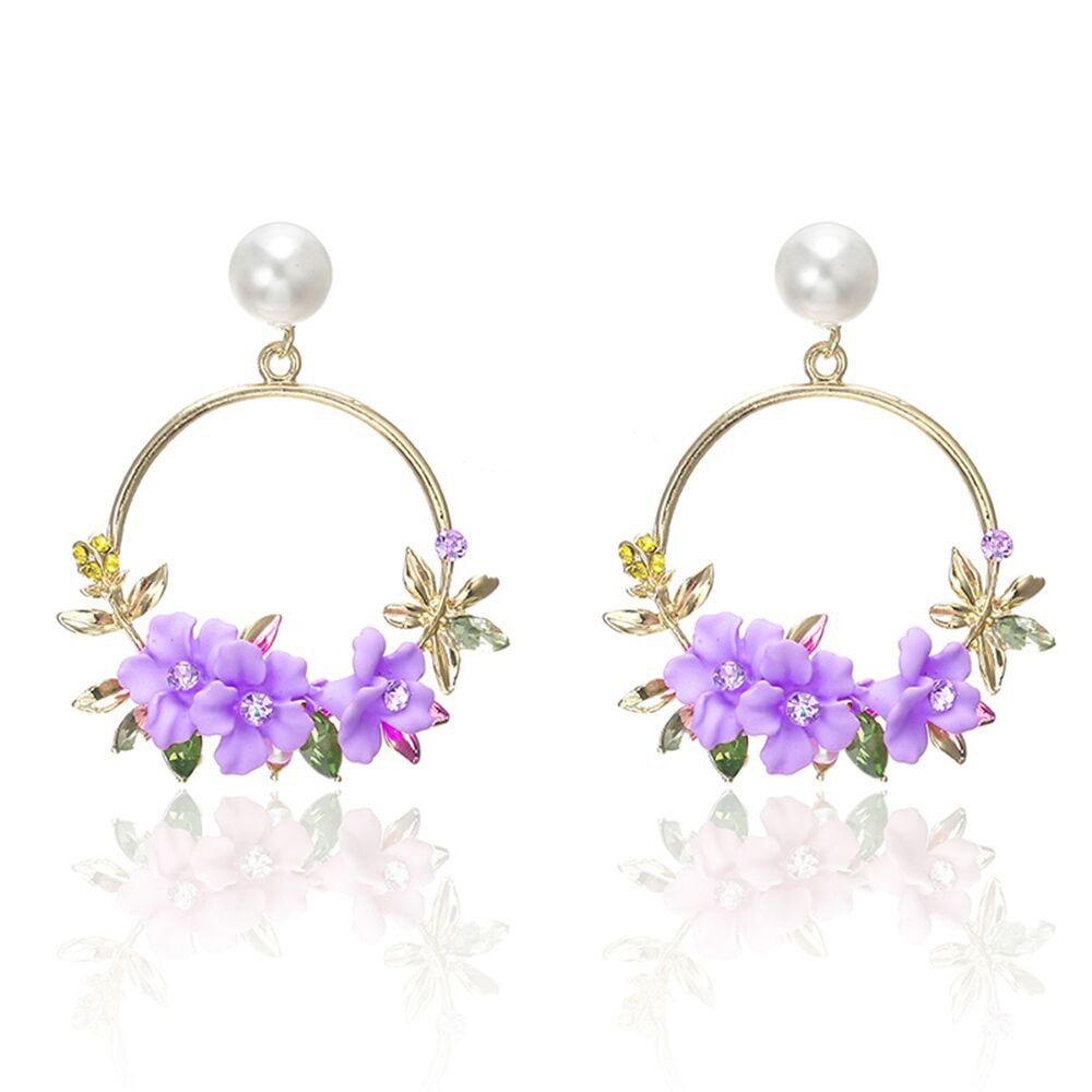 Boucles d'oreilles en or avec fleurs et perles