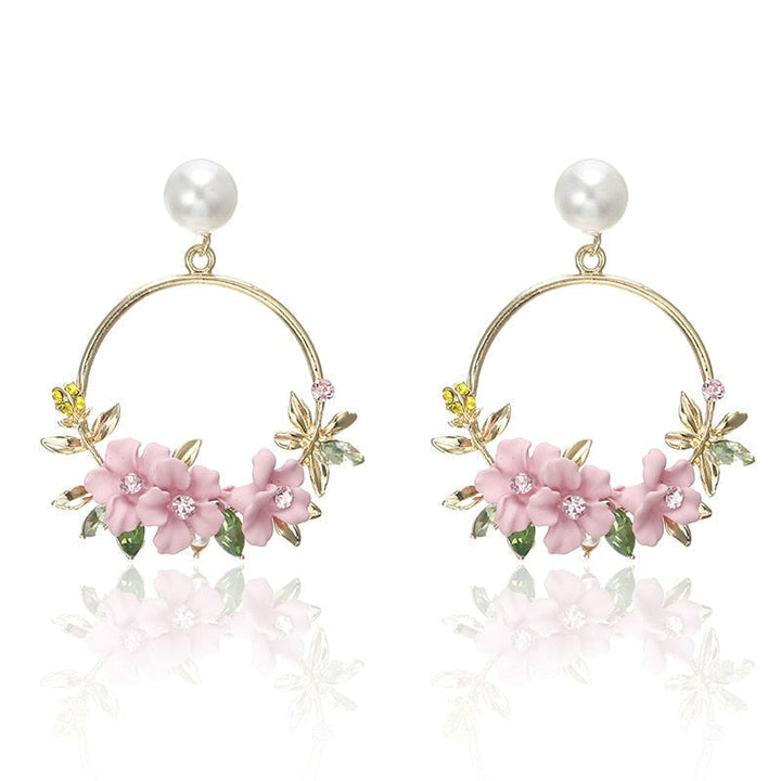 Boucles d'oreilles en fleur et perles en or