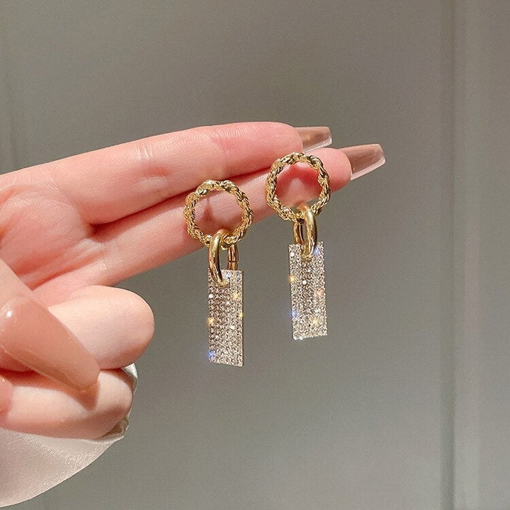 Boucles d'oreilles en zirconium luxueuses en argent sterling et baignoires incrustées de strass