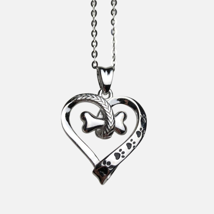 Collier en acier inoxydable avec patte de chien et cœur