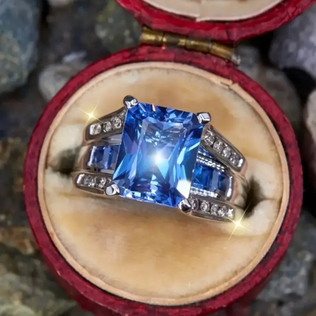 Bague en verre cubique bleu argenté
