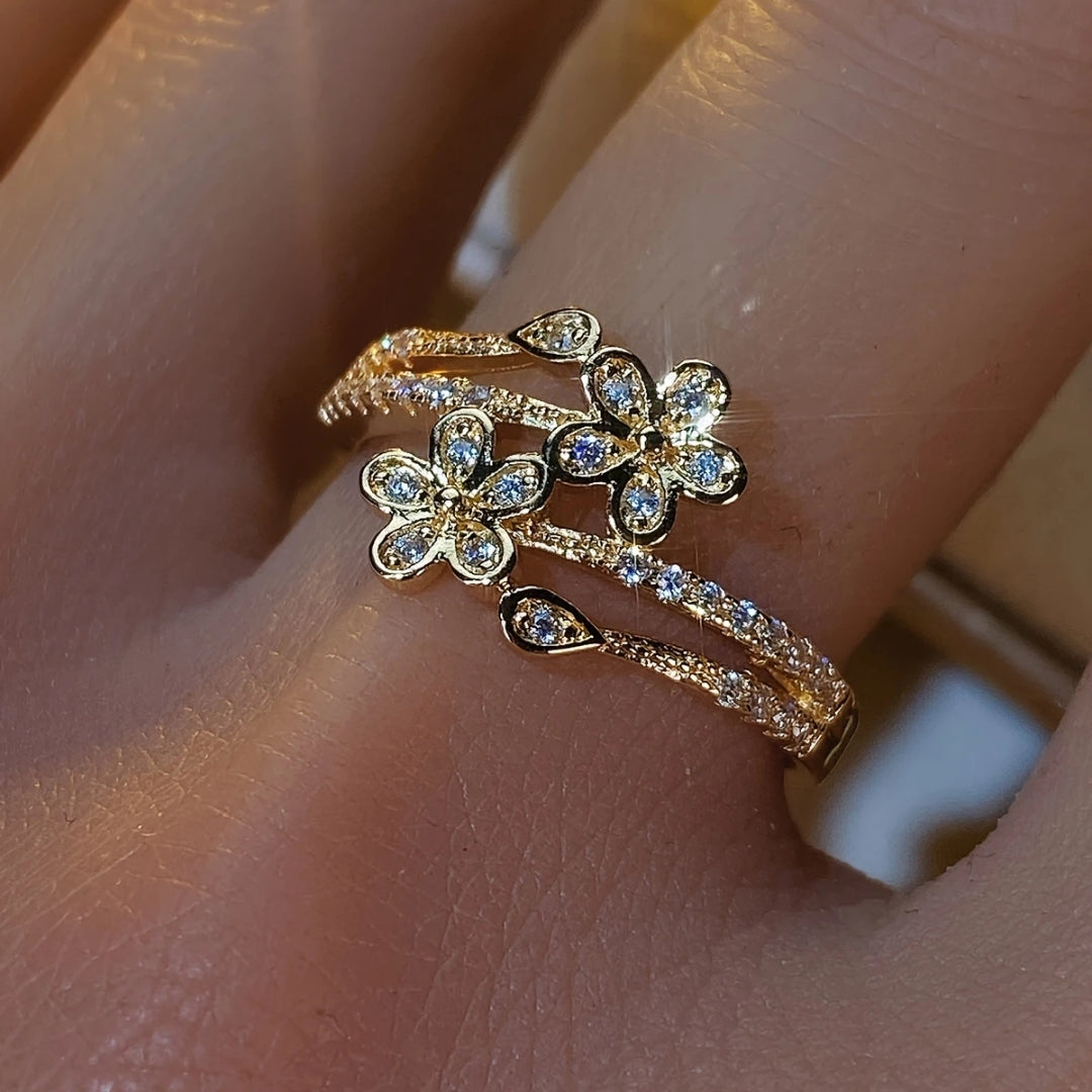 Bague en Or avec Fleur Éclatante