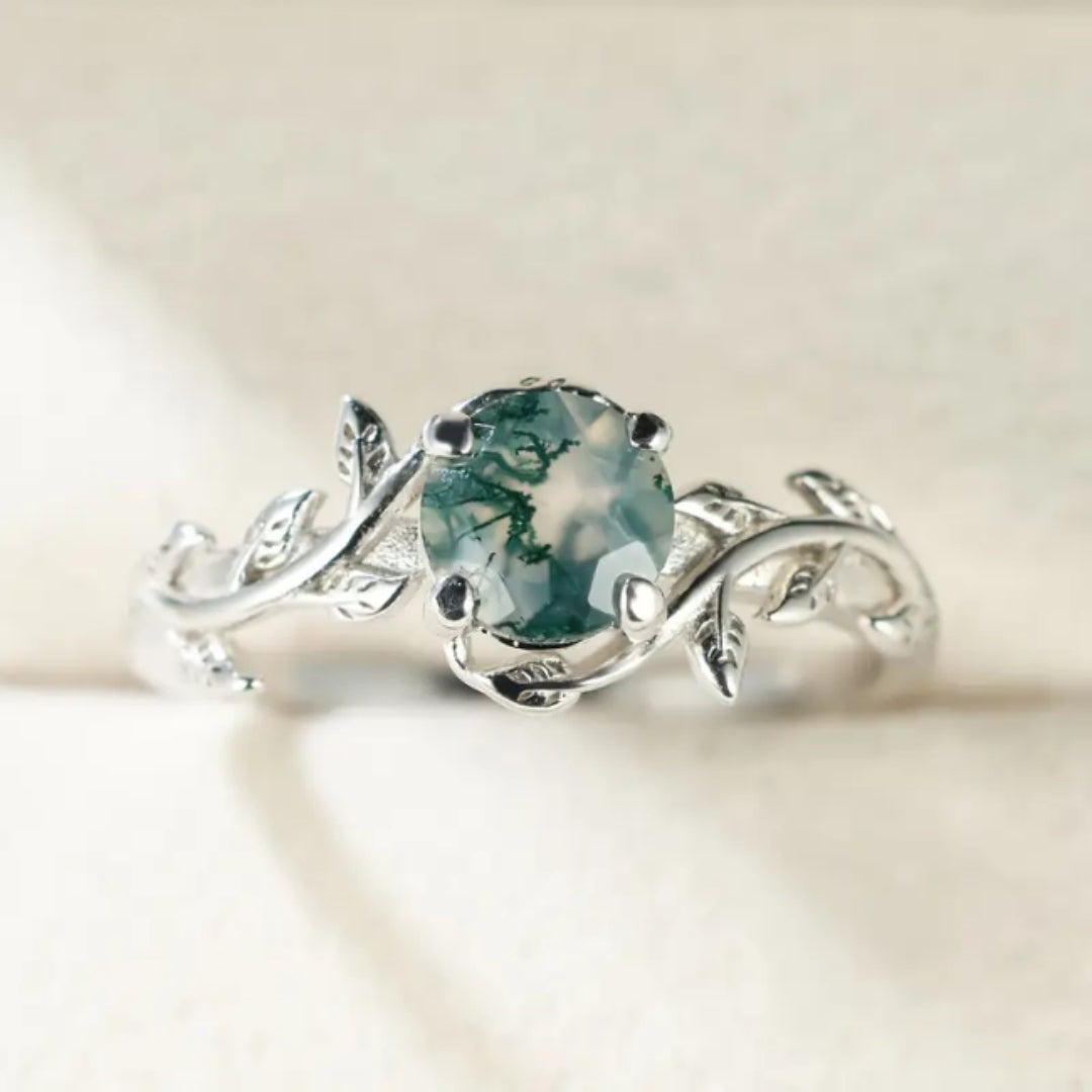 Bague en Argent avec Pierre Naturelle Verte Arrondie