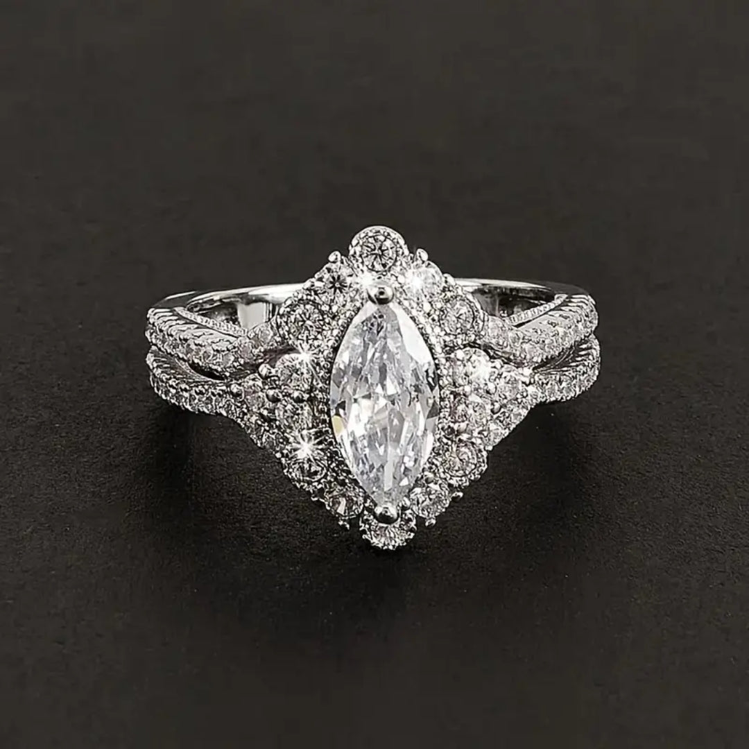 Bague en Argent avec Cristal Ovale Couronne