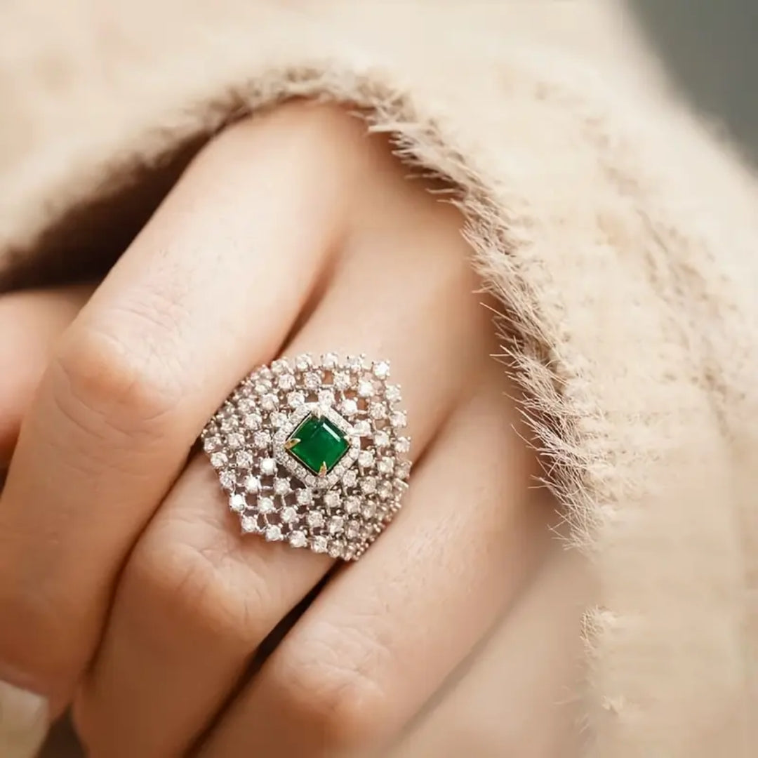 Bague en cristal de zirconia verte en maille
