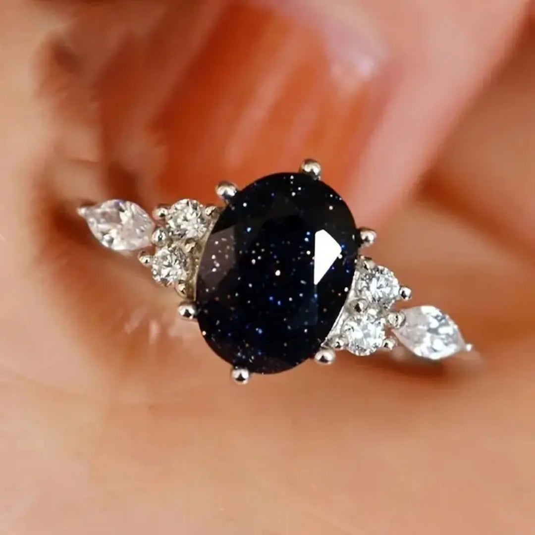 Bague en argent avec pierre cosmique noire