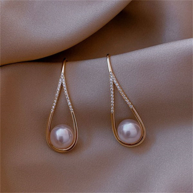 Boucles d'oreilles en forme de goutte de perle