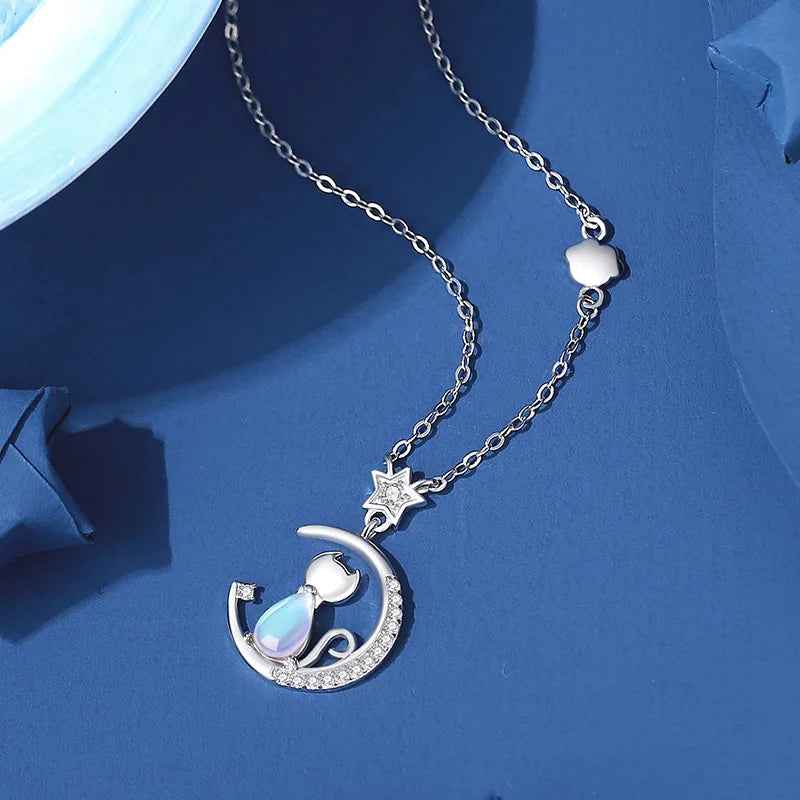 Collier en argent sterling avec lune de chat