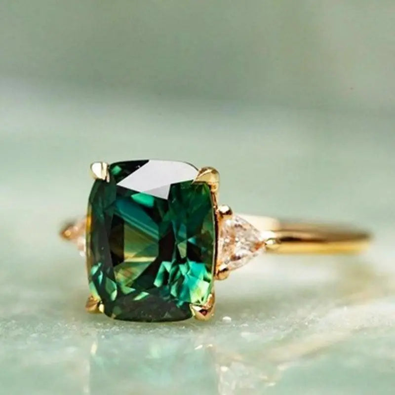 Bague Émeraude Carrée Élégante