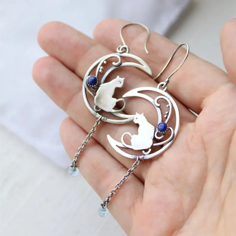 Boucles d'oreilles Chat au Clair de Lune – Design Vintage en Croissant avec Pierre Précieuse Lapis Lazuli