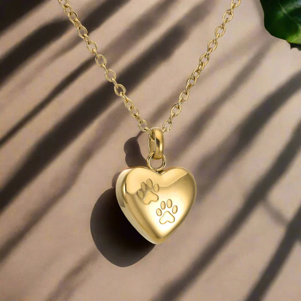 Collier Urne Mémorial pour Animaux – Pendentif en Forme de Cœur avec Gravure de Patte