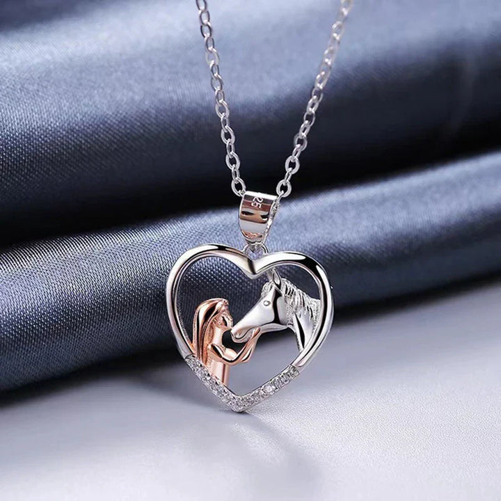 Collier Belle Cœur Zircon Fille et Cheval