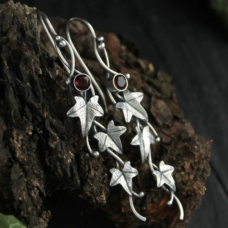 Boucles d'oreilles Elf en Feuille Antique | Or Blanc
