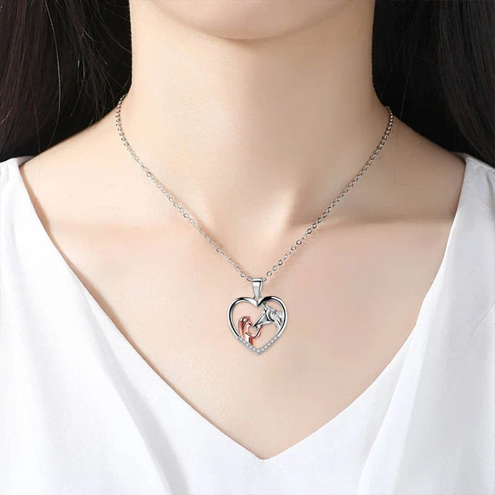 Collier Belle Cœur Zircon Fille et Cheval