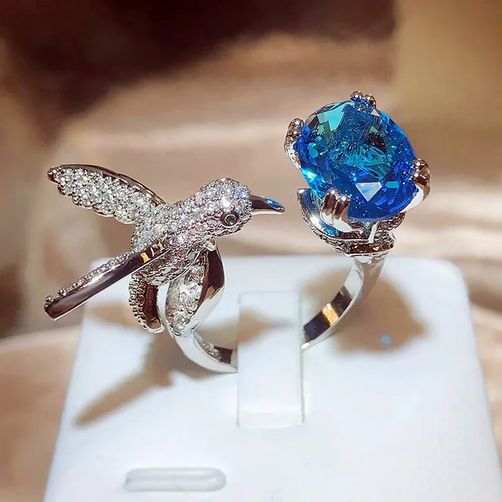 Bague en Pierre Précieuse Colibri Ajustable – Zircon, Plaqué Or 14K