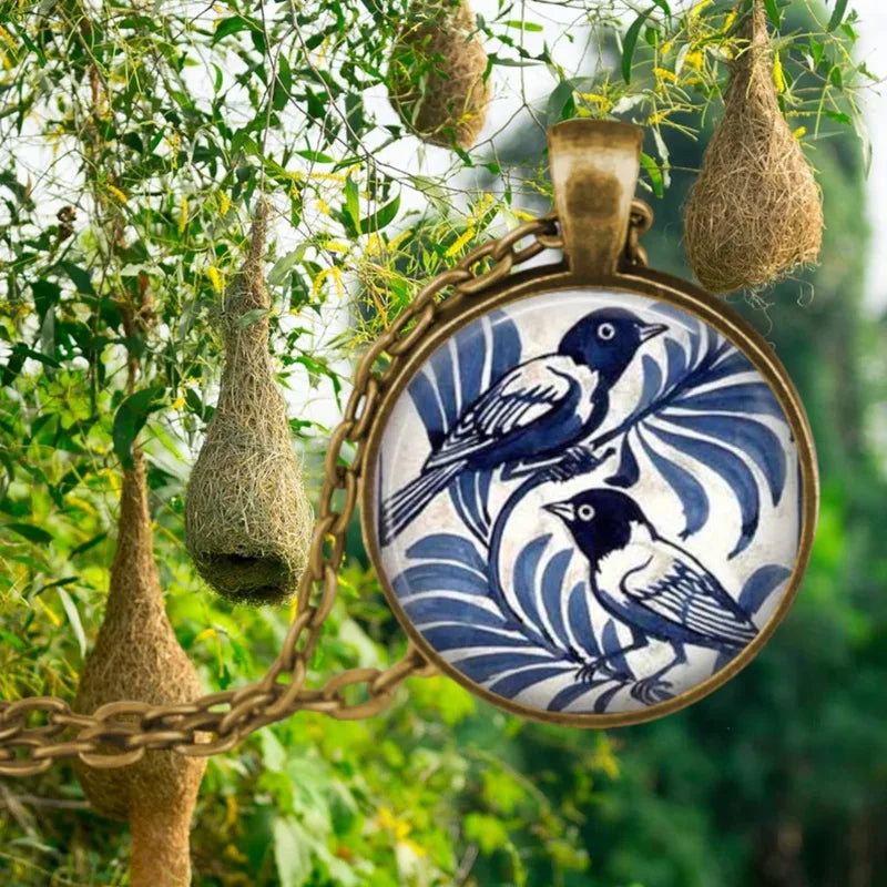 Collier en verre avec pendentif esprit de la forêt