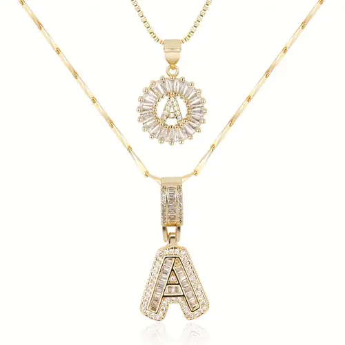 Collier avec pendentif lettre initiale | Or