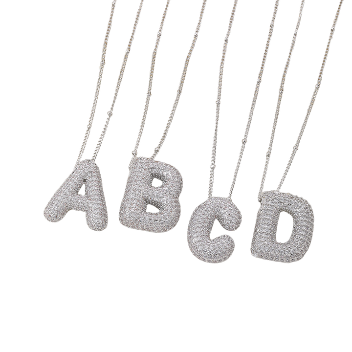 Collier initial en lettres bulle | Or Blanc