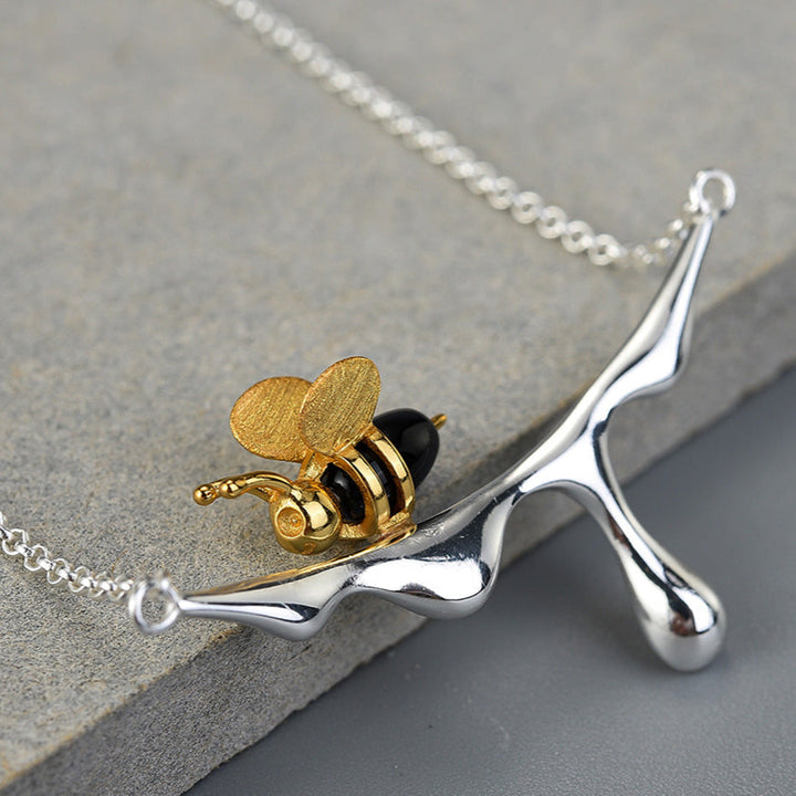 Collier en Miel Coulant et Abeille