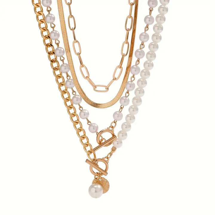 Ensemble de colliers superposés en perles modernes