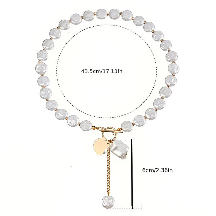 Collier à fermoir en perles baroques