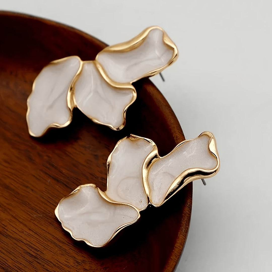 Boucles d'oreilles en pétales de fleur de perle