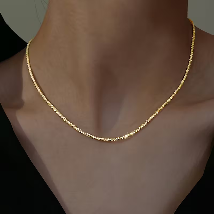 Collier en Chaîne Fine Élégant