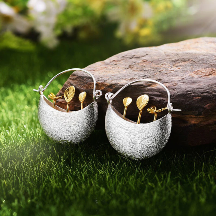 Boucles d'oreilles en argent avec panier floral plaqué or