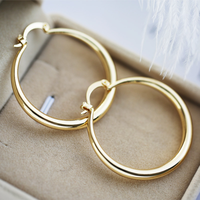 Boucles d'oreilles dorées vintage