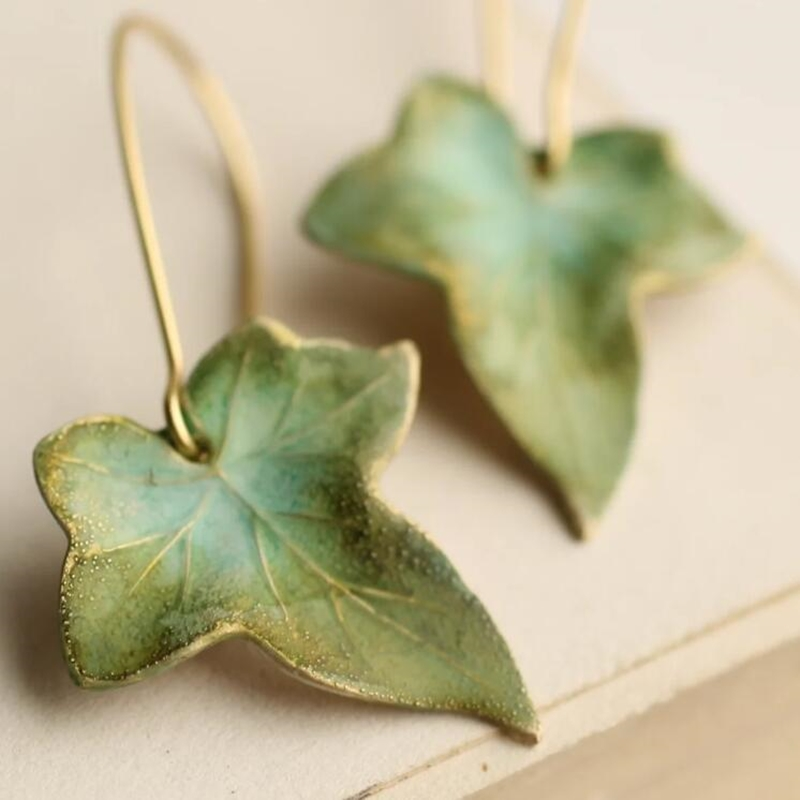 Boucles d'oreilles vintage en feuille verte