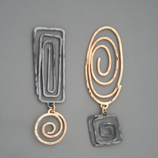 Boucles d'oreilles spirales en or et argent boho