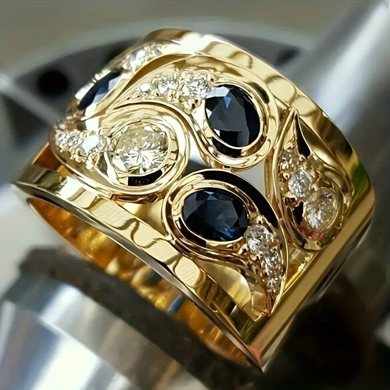Bague en Zirconia Incrustée d'Or Vintage