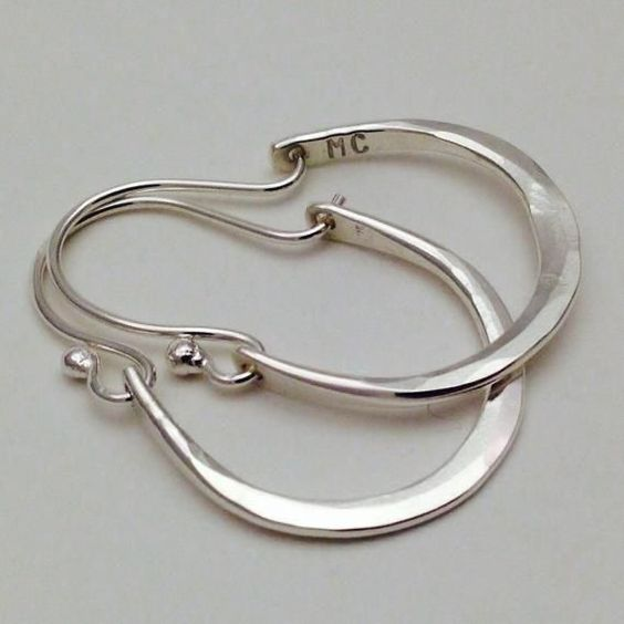 Boucles d'oreilles créoles en argent vintage