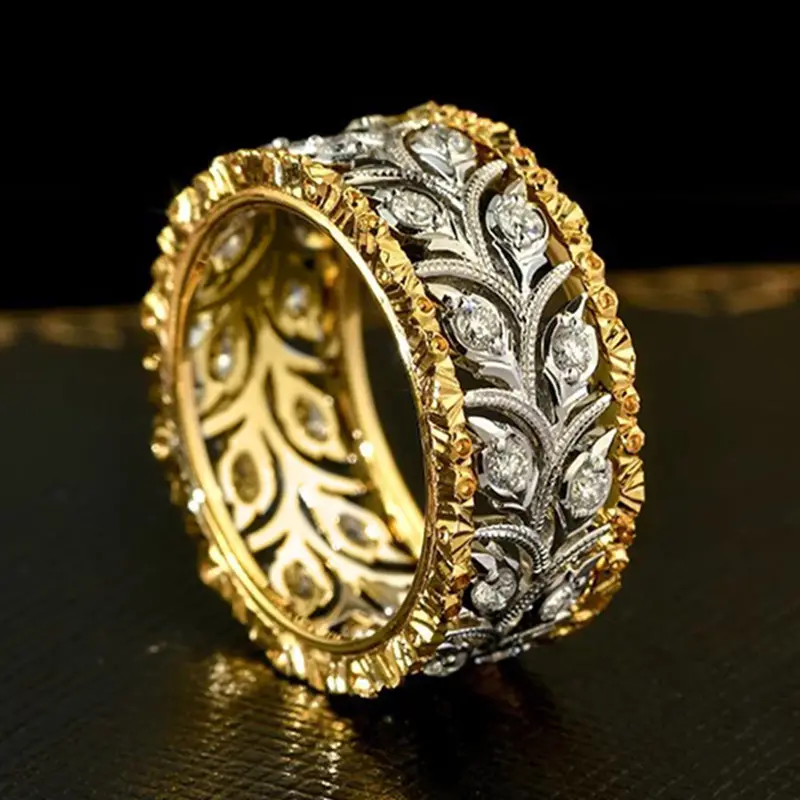 Bague en Or avec Ivy en Zirconium Creux