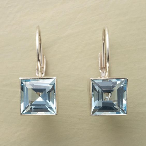 Boucles d'oreilles en verre cubique bleu vintage