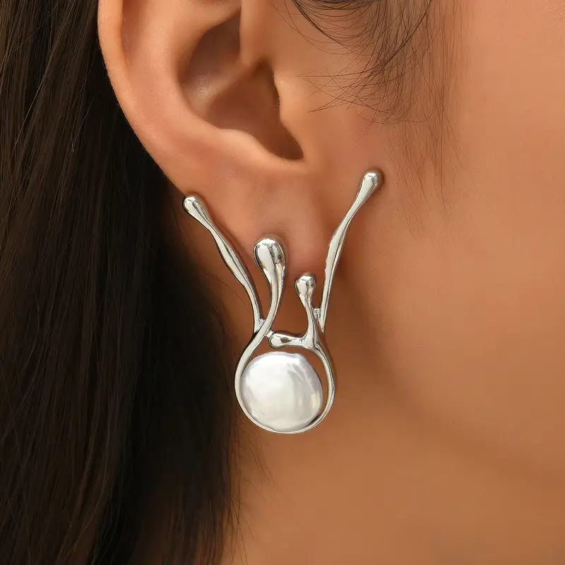 Boucles d'oreilles en perles argentées vintage irrégulières