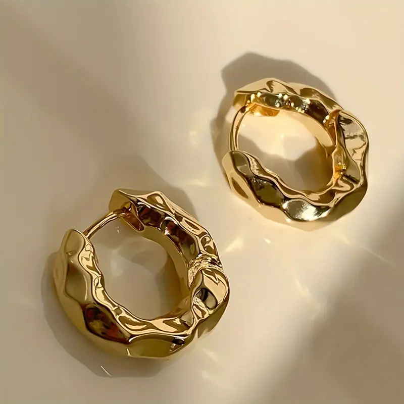 Boucles d'oreilles créoles dorées vintage
