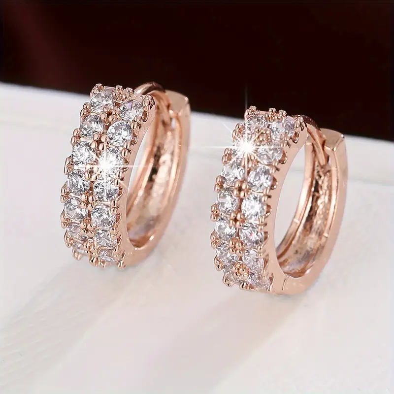 Boucles d'oreilles en forme de rose brillante